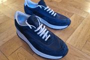 Trainers - Common People