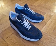 Trainers - Common People