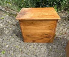 dog box