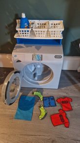 Toy washing machines