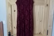 woman's wear/formal wear