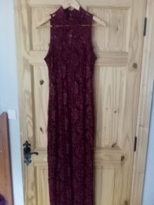 woman's wear/formal wear