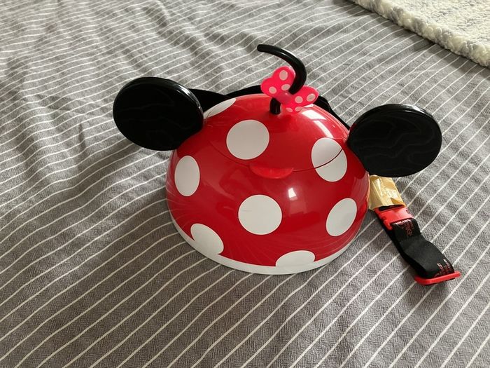 Minnie Mouse popcorn bucket