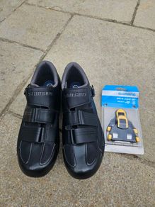 Shimano SP3 Road Shoes w spare new cleats, EU46, Mint