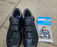 Shimano SP3 Road Shoes w spare new cleats, EU46, Mint