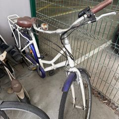 Pendleton Hybrid Bike