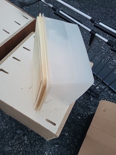 Vintagr cake box
