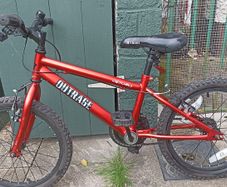 Apollo outrage kids bike