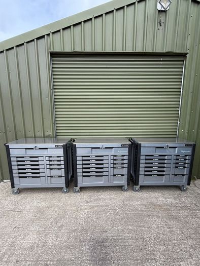 Manarola 12-drawer Tool Box - Fully Loaded With Tools!