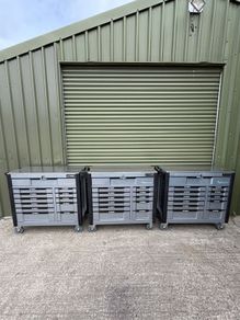 MANAROLA 12-Drawer Tool Box - Fully Loaded With Tools