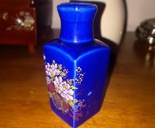 small vase for sale