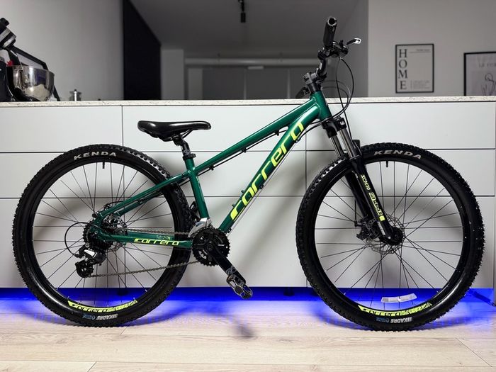 Carrera Vengeance Bike