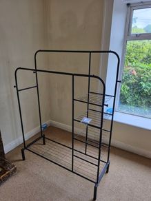clothes rail