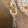 cake plate and knife Image 4