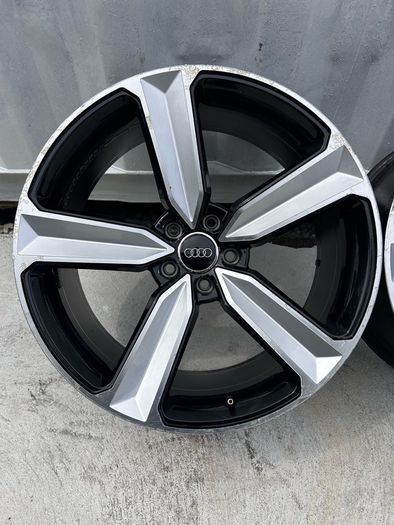 Audi Style RS4/RS5 20" Alloy Wheels