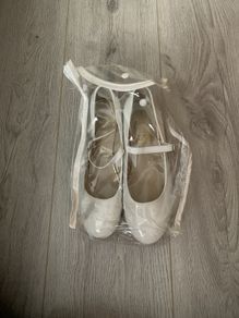 paul costello shoes and tiara