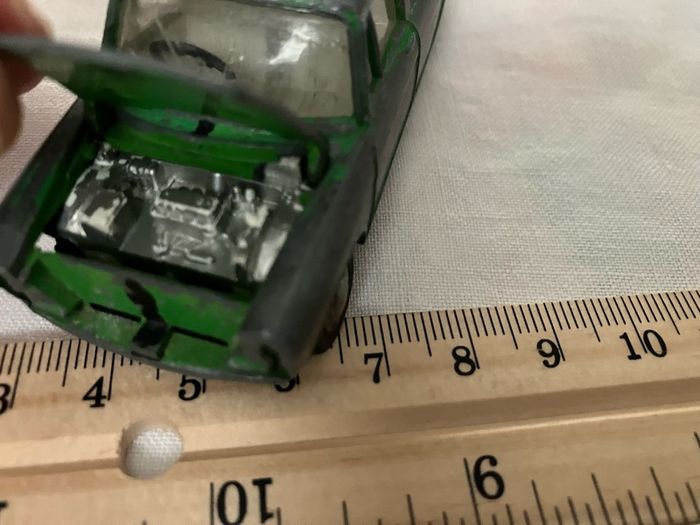 Spot On. 1:42 model. Morris 1100, restoration