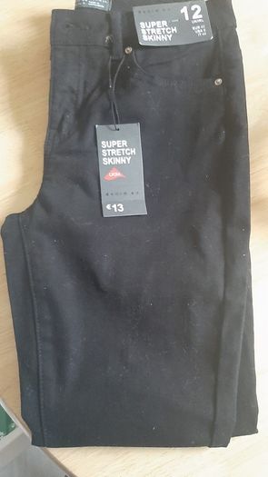 Black jeans BNWT ...