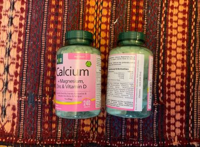 Flash Sale! Holland & Barrett Calcium Magnesium Vitamin D & Zinc 240 Tablets