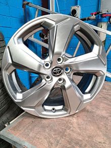 Alloy Wheels Rav4 Or Similar 18"