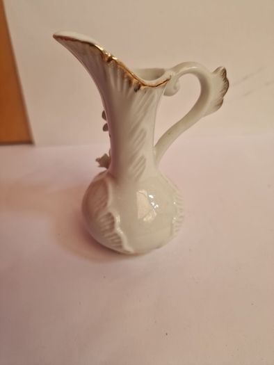 Beautiful Vintage Miniature Bud Vase