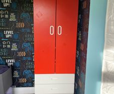 kids wardrobe