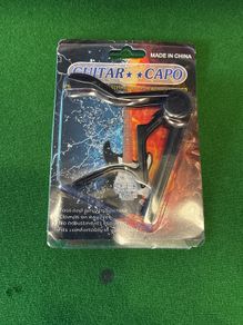 Guitar capo (New: for all types of guitars)