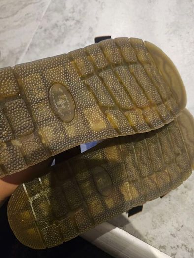 dr martins sandles