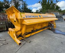 2016 Econ gritter body