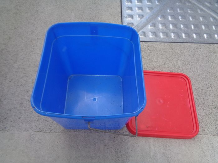 Plastic Containers for Sale