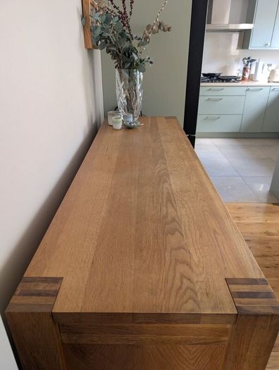 Solid Oak dining table, side board & chairs for 8