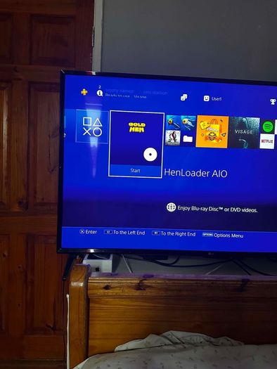 ps4 fat 1TB jailbreak 11.00 and controller 2