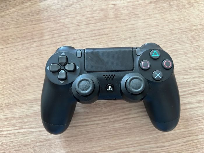Playstation VR + Dualshock 4 Controller