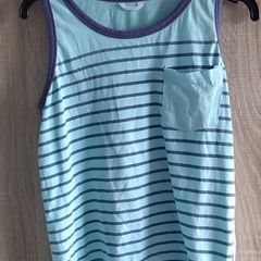Tank top size fits  122/134 cm Open to offers