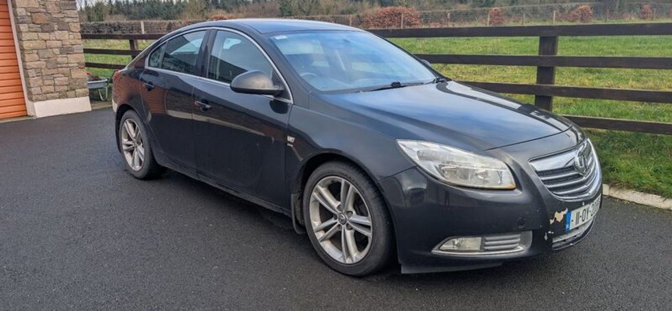 Vauxhall Insignia 2011
