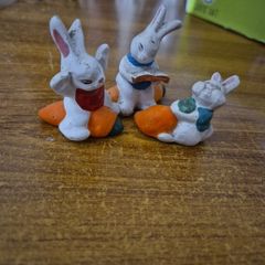Vintage Ceramic Bunnies x3