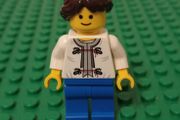 Lego Parisian restaurant minifigure
