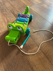 Xylophone Crocodile pull along toddler toy