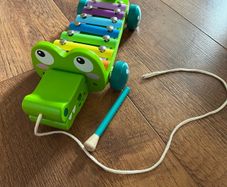 Xylophone Crocodile pull along toddler toy
