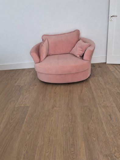 Pink swivel chair