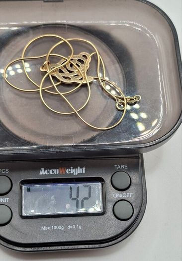 9ct  yellow gold necklace
