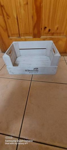 wooden display advertising crisps crate,good condition, buyer collects,or pays postage,