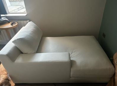 Pottery barn chaise long