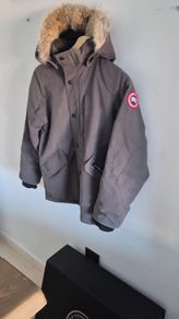 Canada Goose (authentic) Logan down with fur coat size M (10-12)