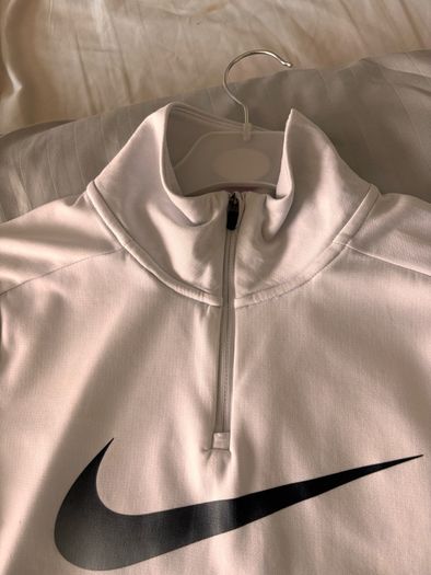 ladies nike running top