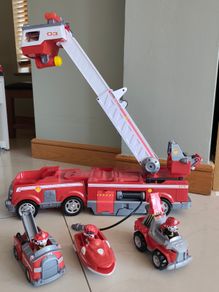 Paw patrol fire engines and figures