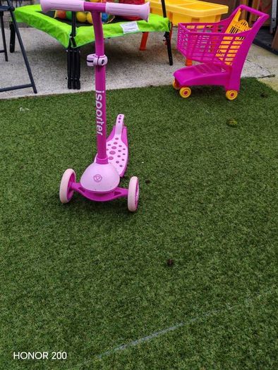 scooter push and lean to steer