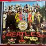 Sgt. Pepper's Lonely Hearts Club Band - The Beatles Image 3