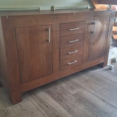 SIde board