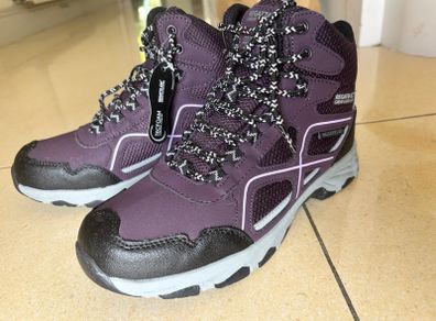 On Sale! Regatta Women Boots Brand New!
